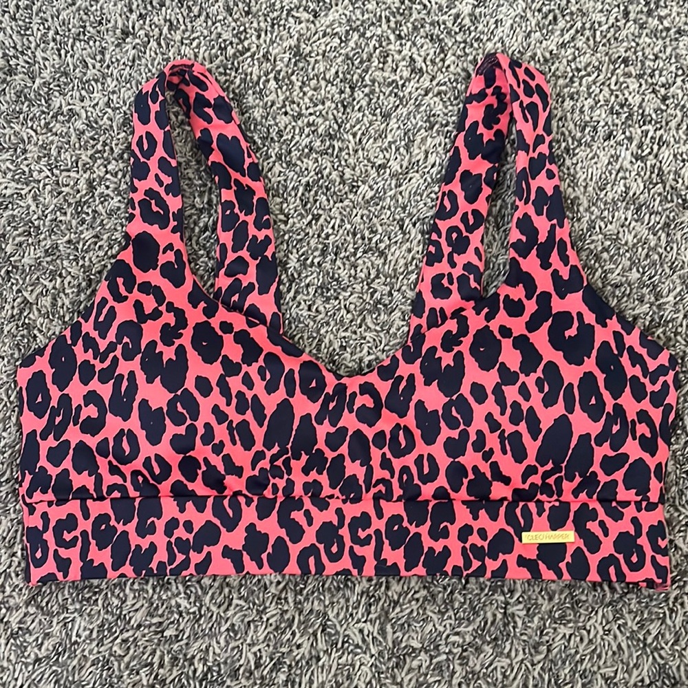 Cleo Harper red black leopard sports bra top size Small like new condition
